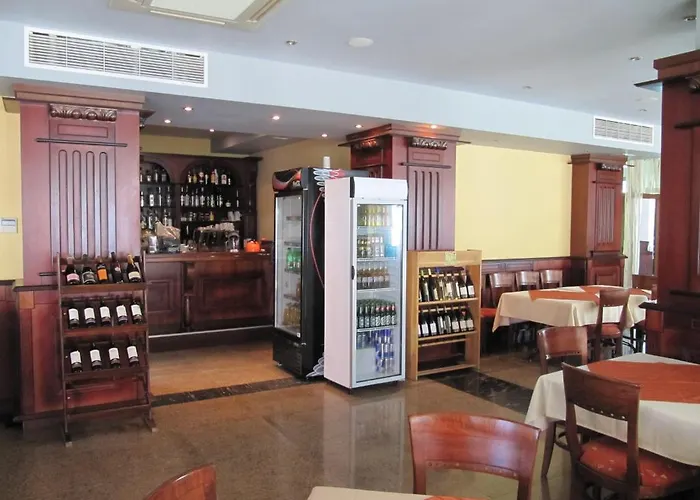 Maverick 3* ساني بيتش