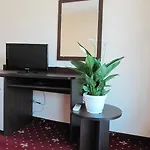 Maverick Hotel