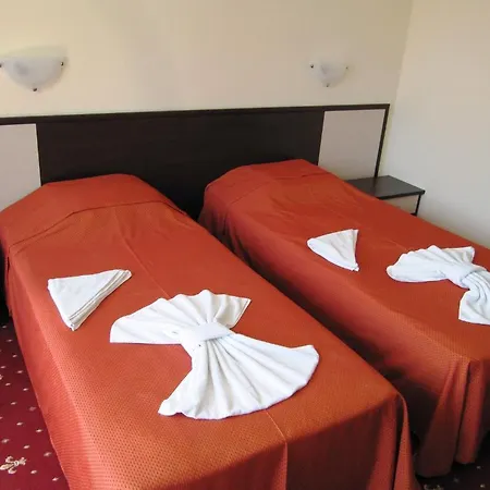 Maverick Hotel