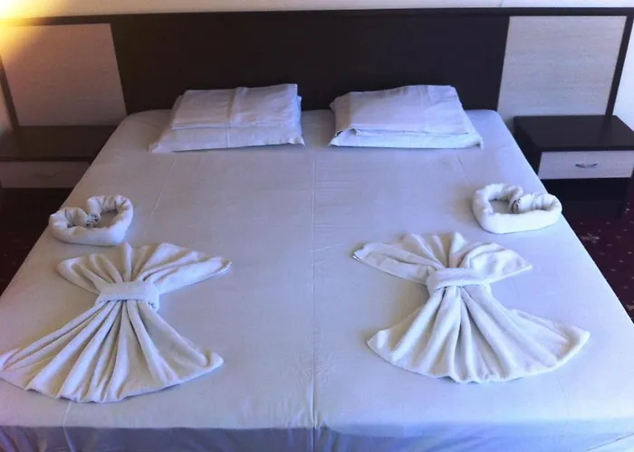 маверик Слънчев бряг