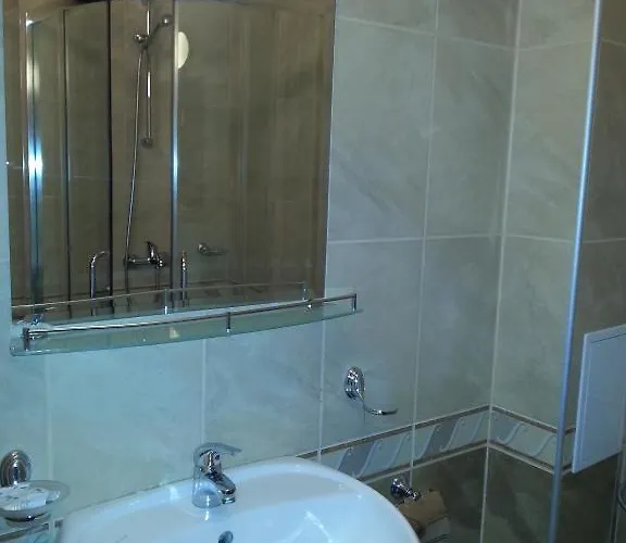 маверик Хотел 3*