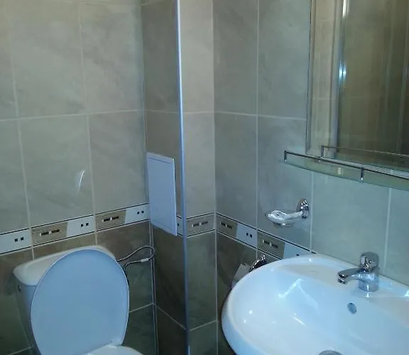 Хотел маверик